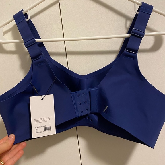 BNWT - Knix Bra - Picture 2 of 8